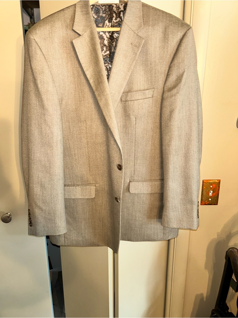 Chaps Tan Two-Button Sport Coat, Notch Lapels, Single Vent